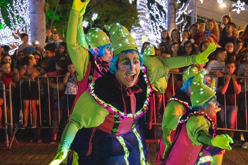Salto realiza Parada de Natal com mais de 600 artistas