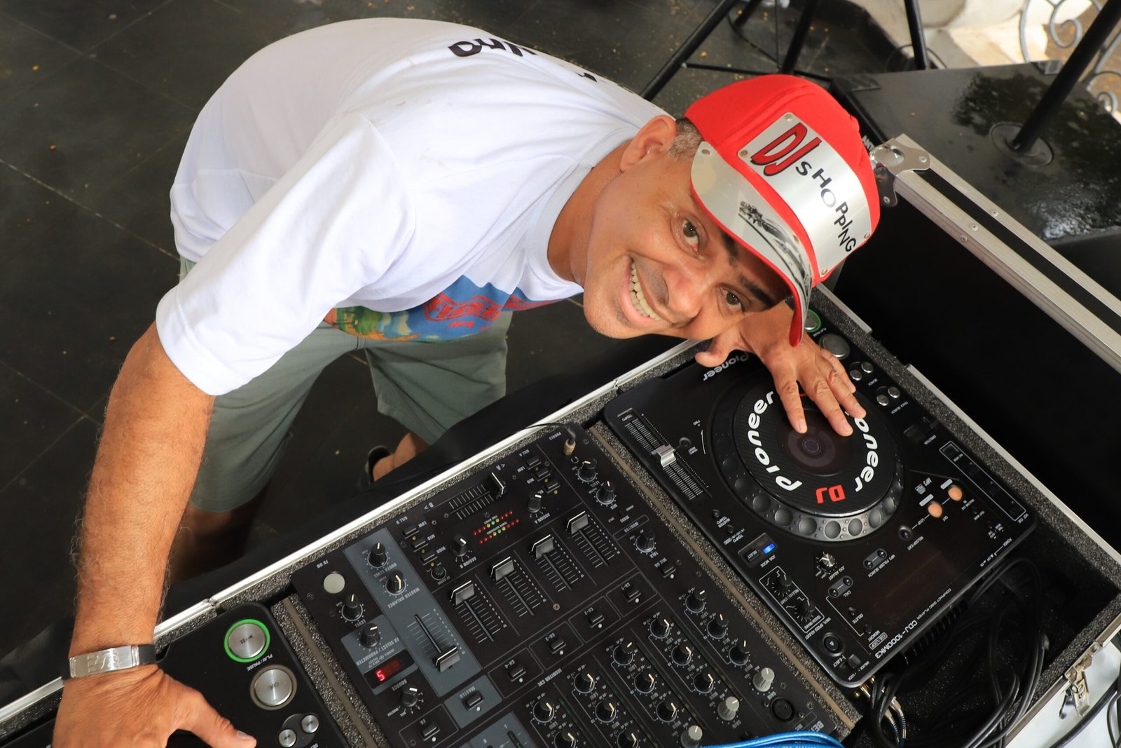 “Flashback na Praça” terá arrecadação de alimentos em Itu