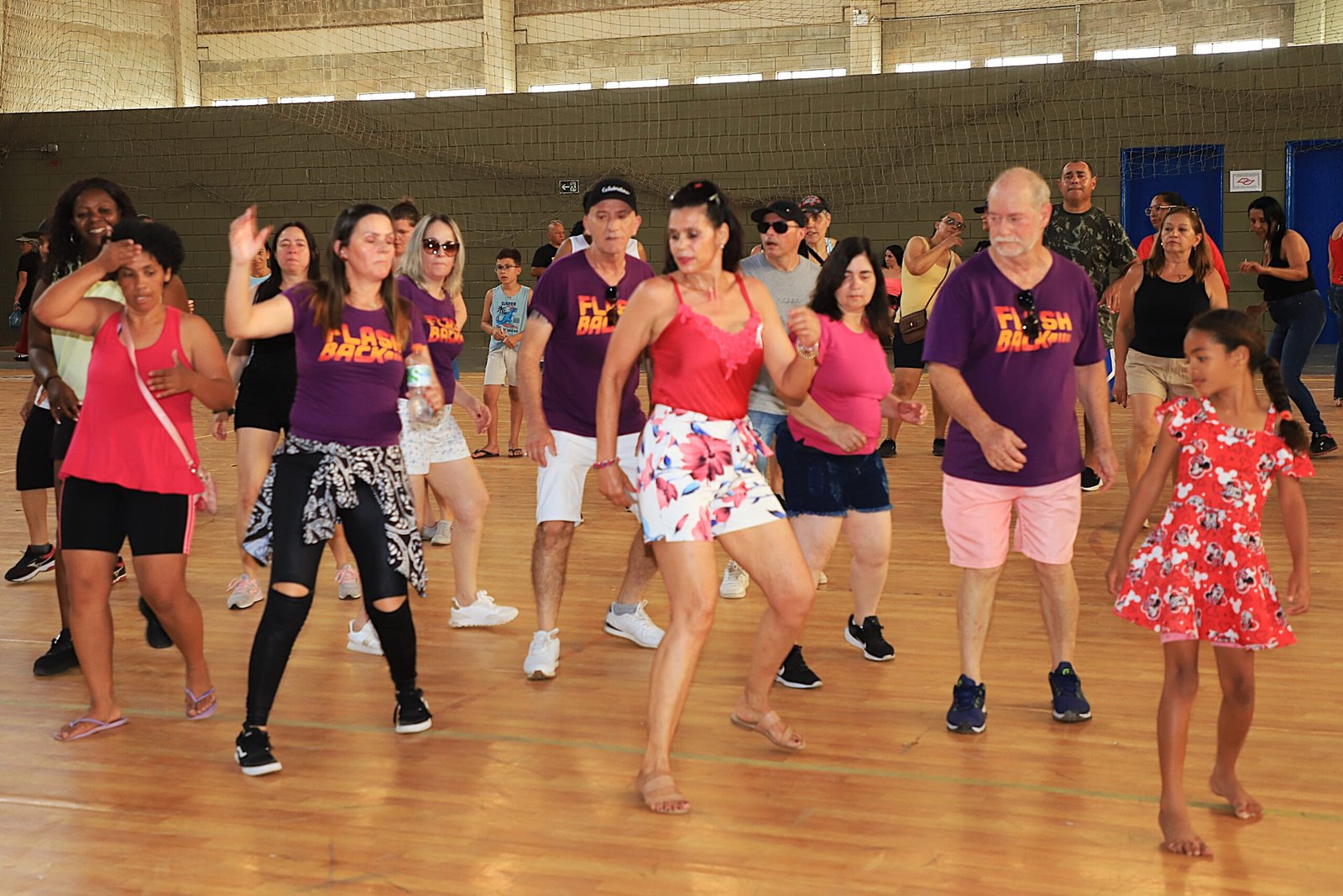 Flashback na Praça leva clássicos musicais ao Pirapitingui