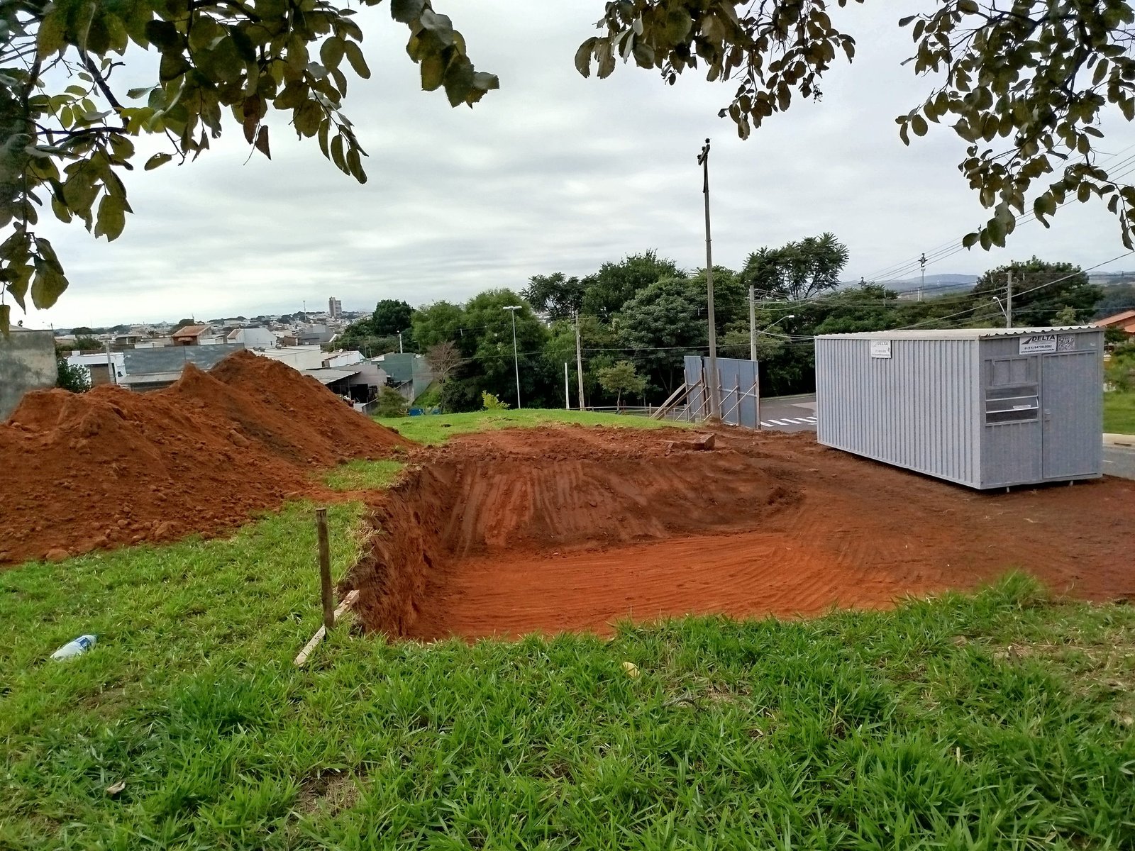 Salto inicia obras de 24 casas destinadas para idosos