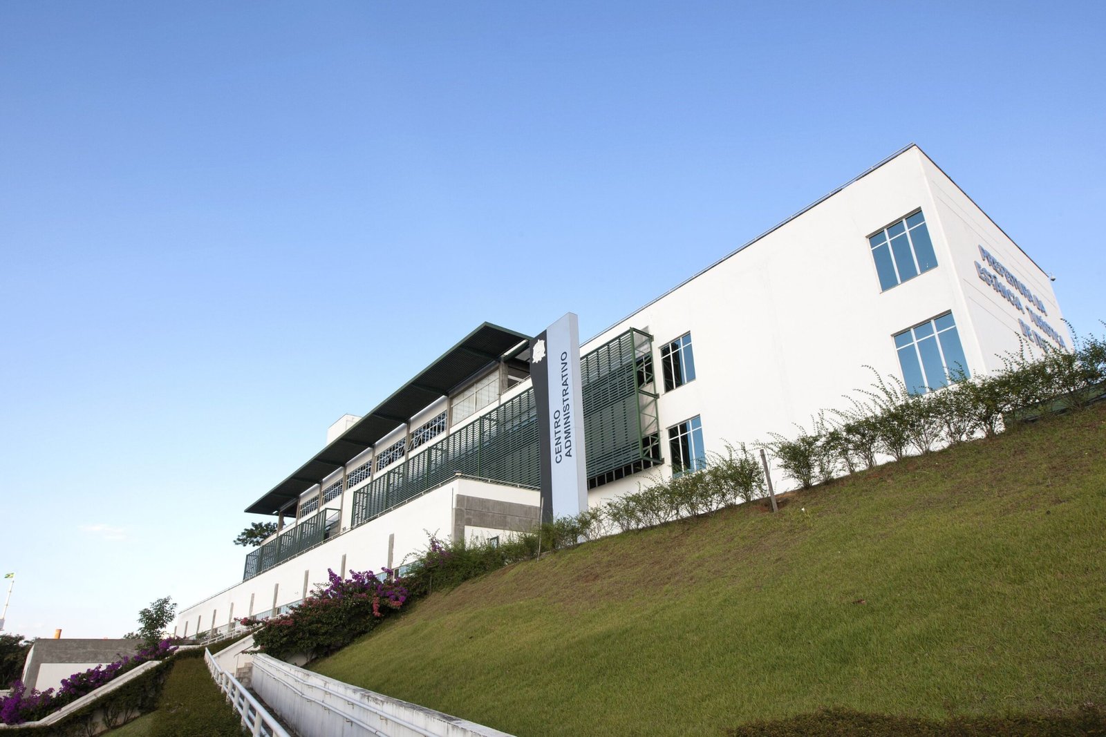 Rombo de R$ 122 mi: TCE-SP aciona ex-prefeito Gazzola